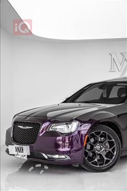 کرایسلەر 300